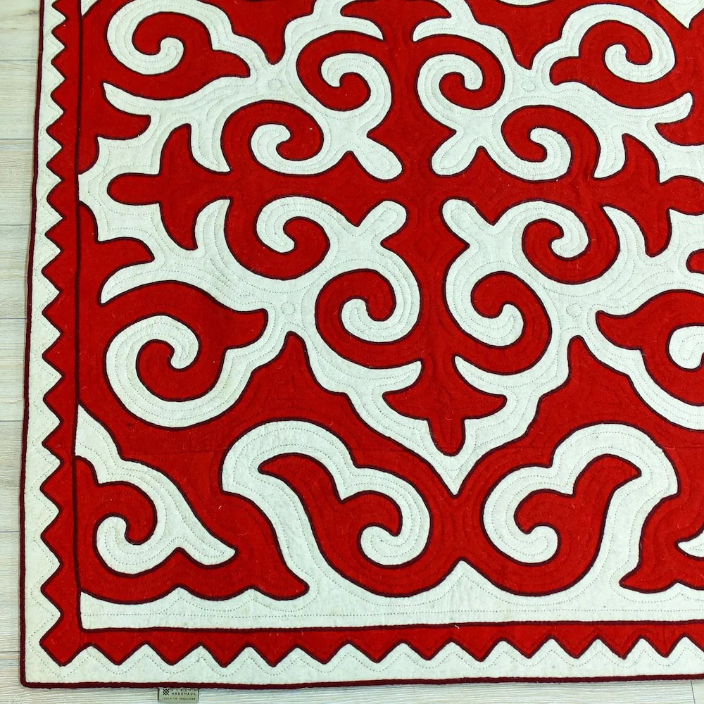 Keremet Capret | 6 x 9 ft