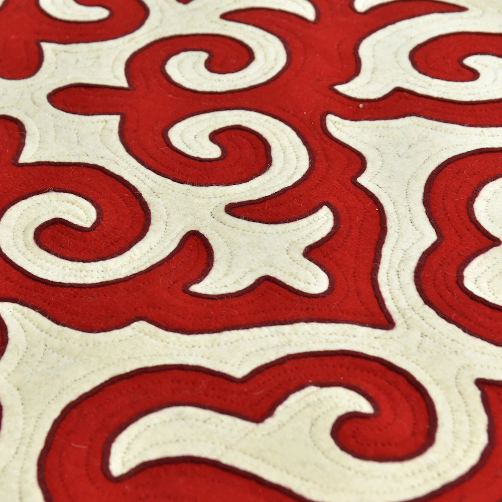 Keremet Capret | 6 x 9 ft