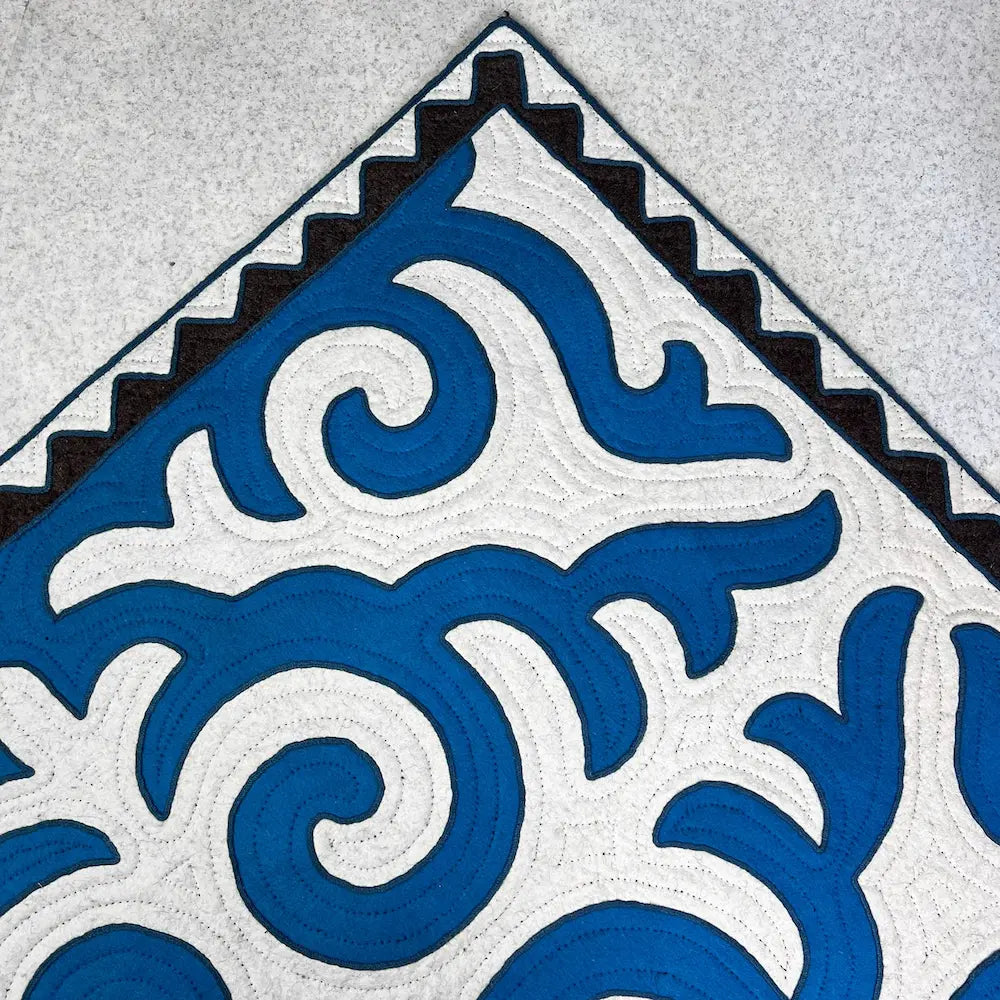 Tagai Carpet | 5 x 8 ft