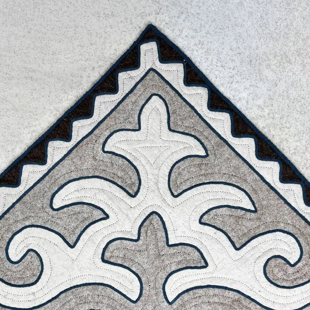 Kut Carpet | 6 x 6 ft